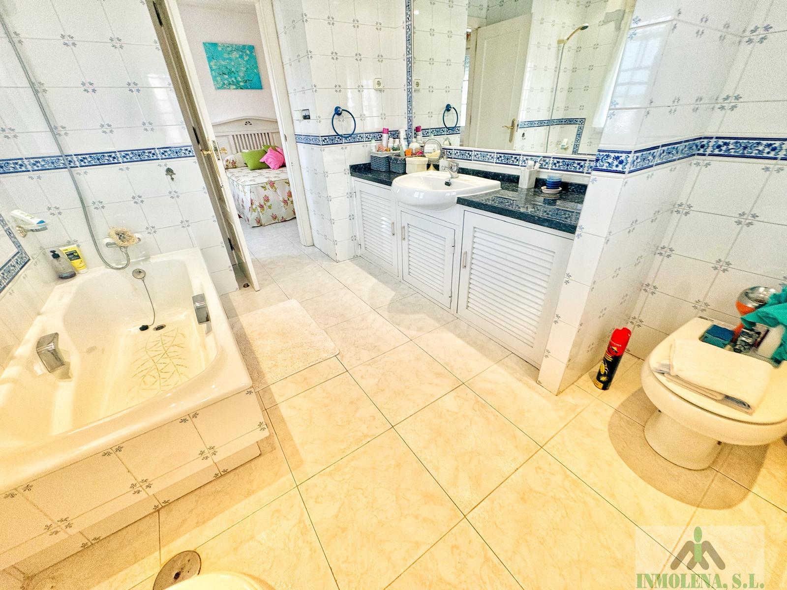 For sale of chalet in La Manga del Mar Menor