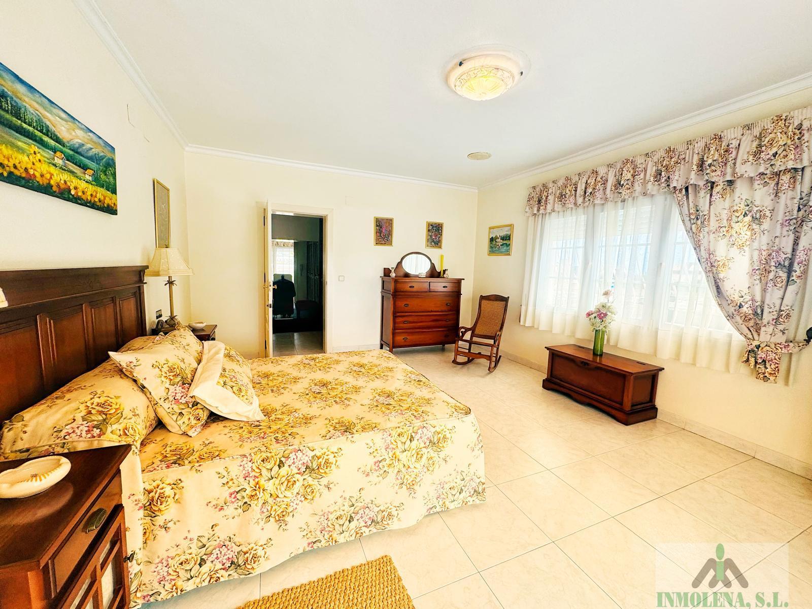 For sale of chalet in La Manga del Mar Menor