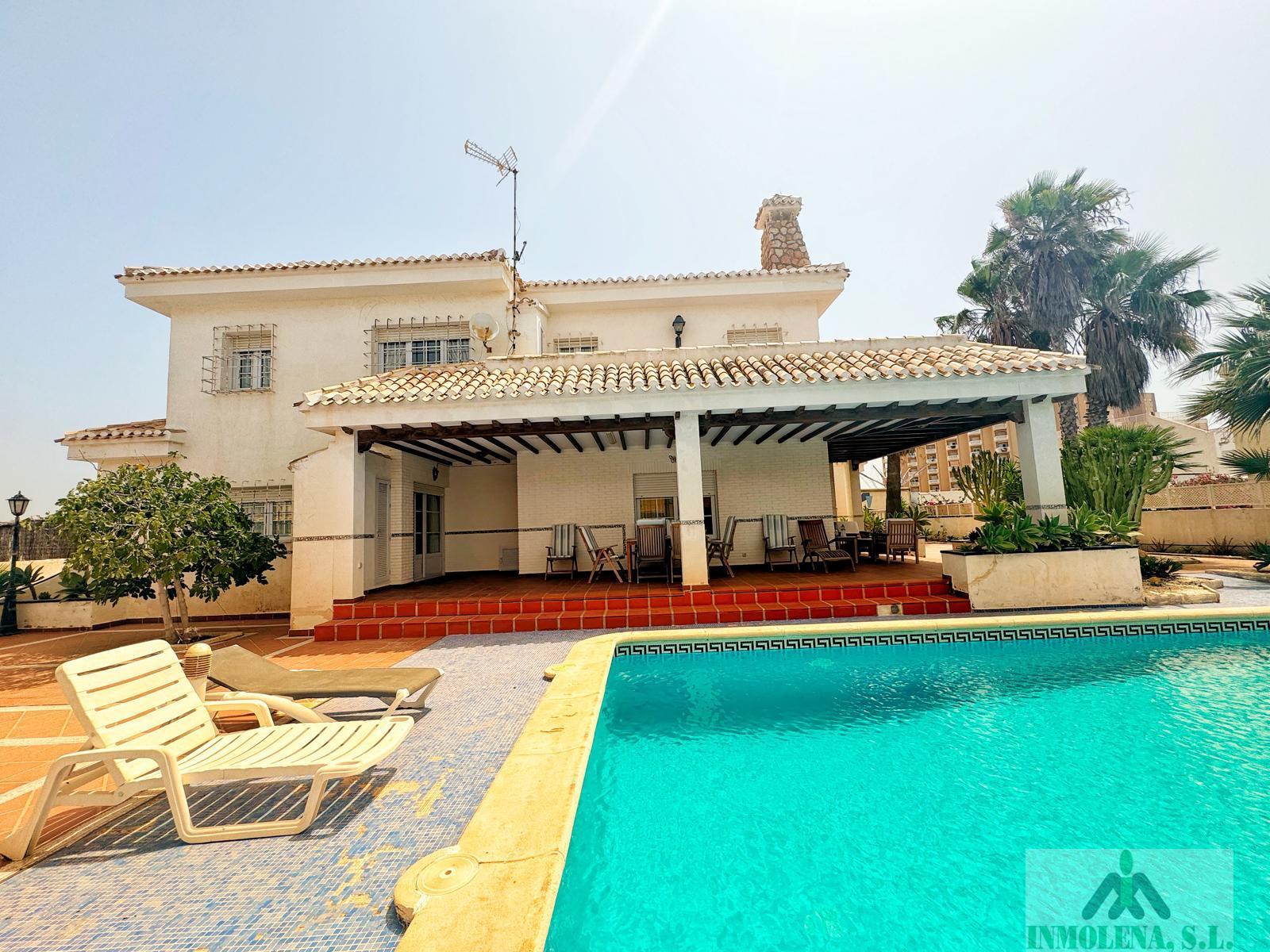 Venta de chalet en La Manga del Mar Menor