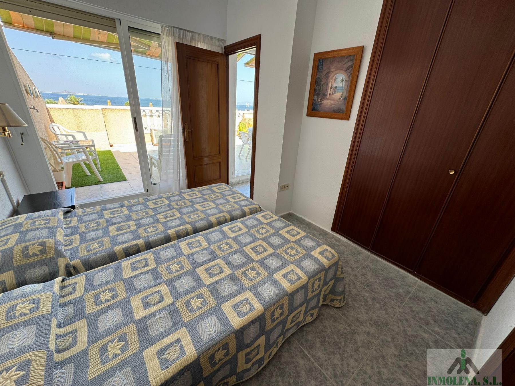 For sale of flat in La Manga del Mar Menor