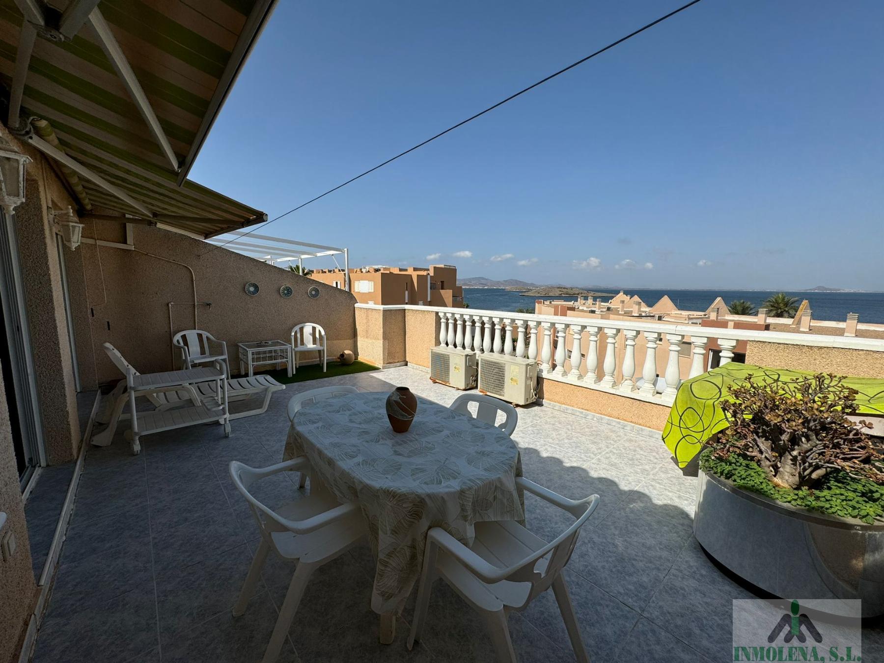 For sale of flat in La Manga del Mar Menor