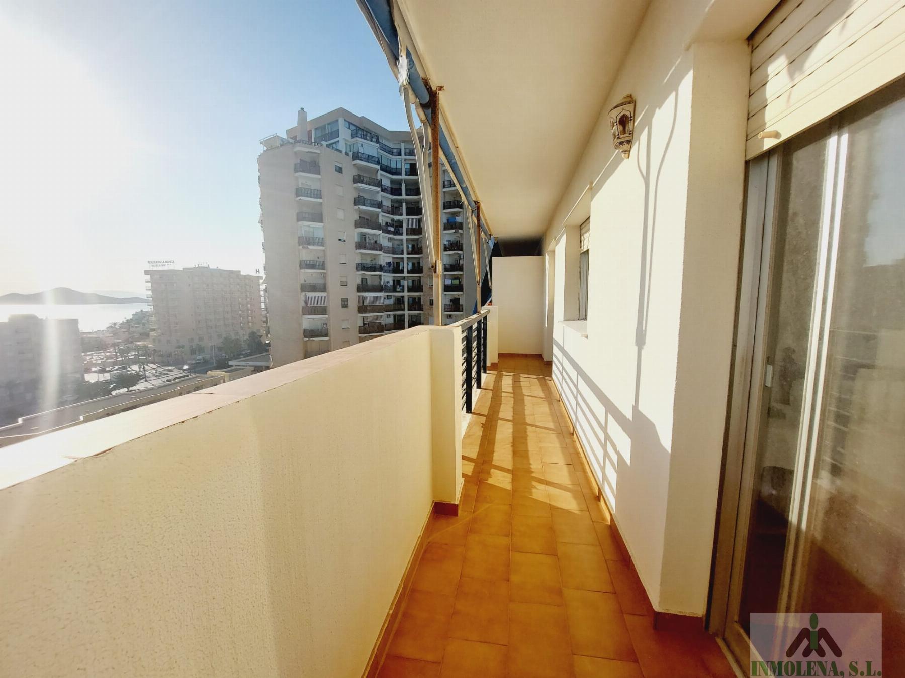 For sale of apartment in La Manga del Mar Menor