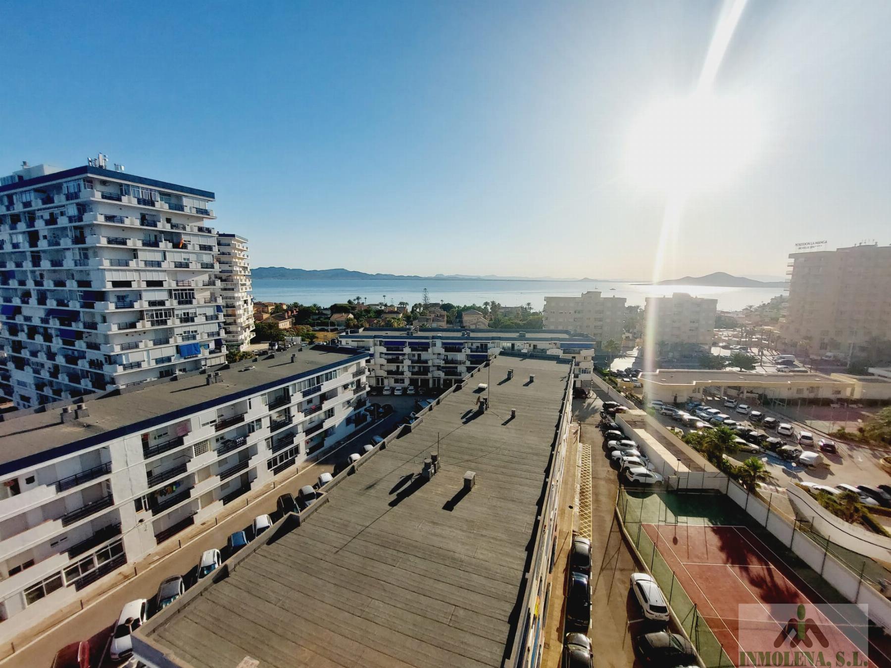 For sale of apartment in La Manga del Mar Menor