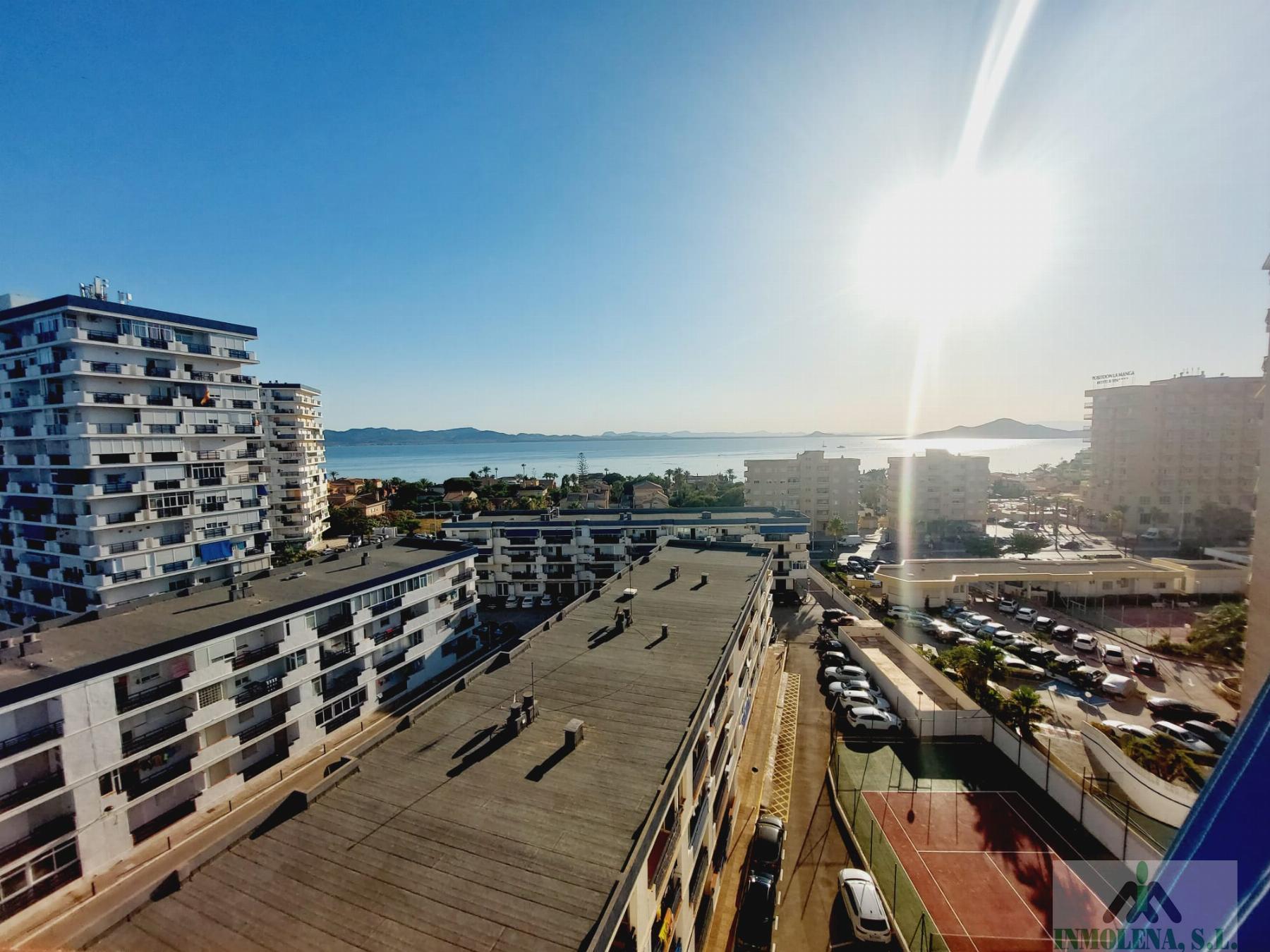 For sale of apartment in La Manga del Mar Menor