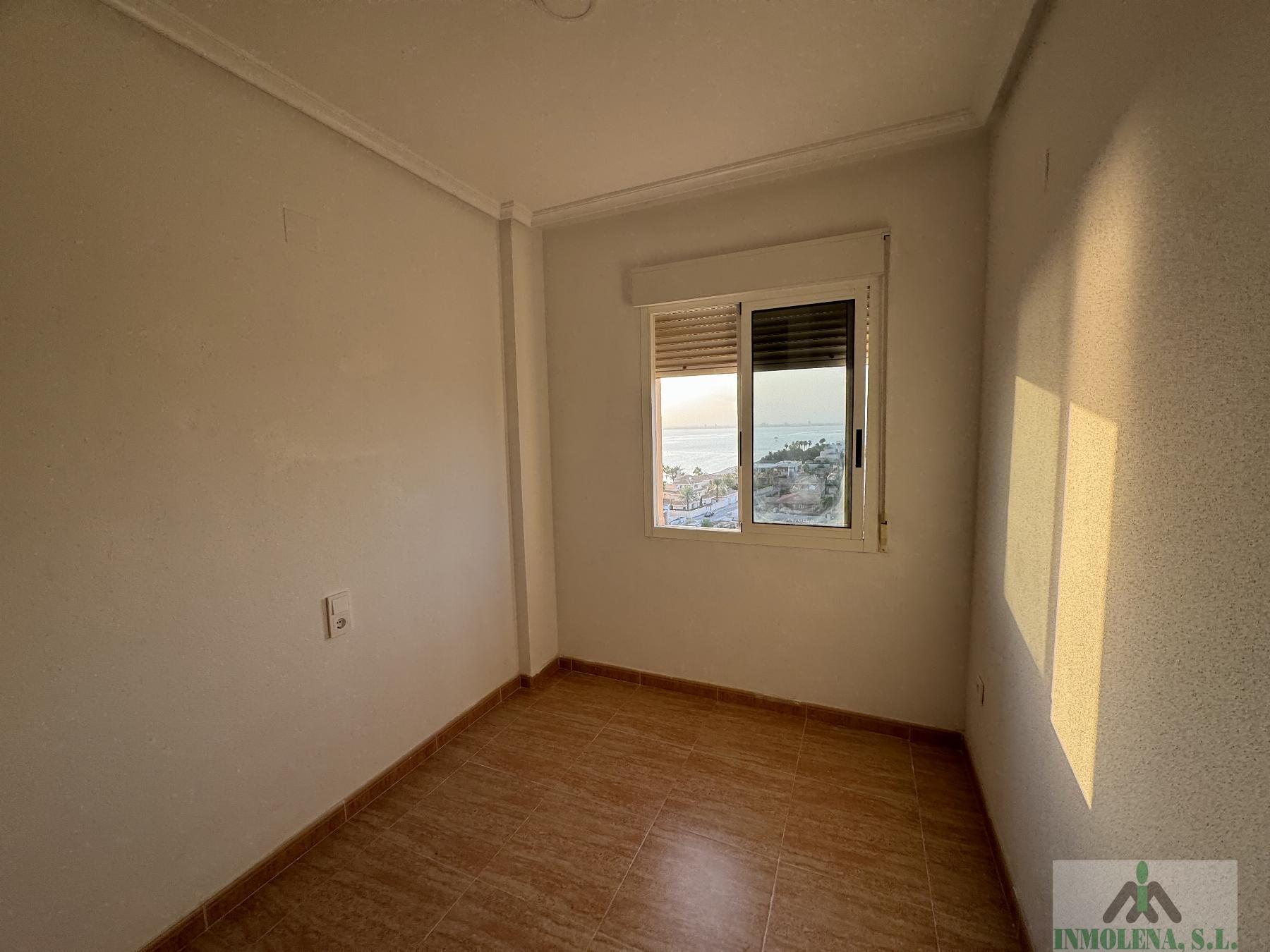 For sale of flat in La Manga del Mar Menor
