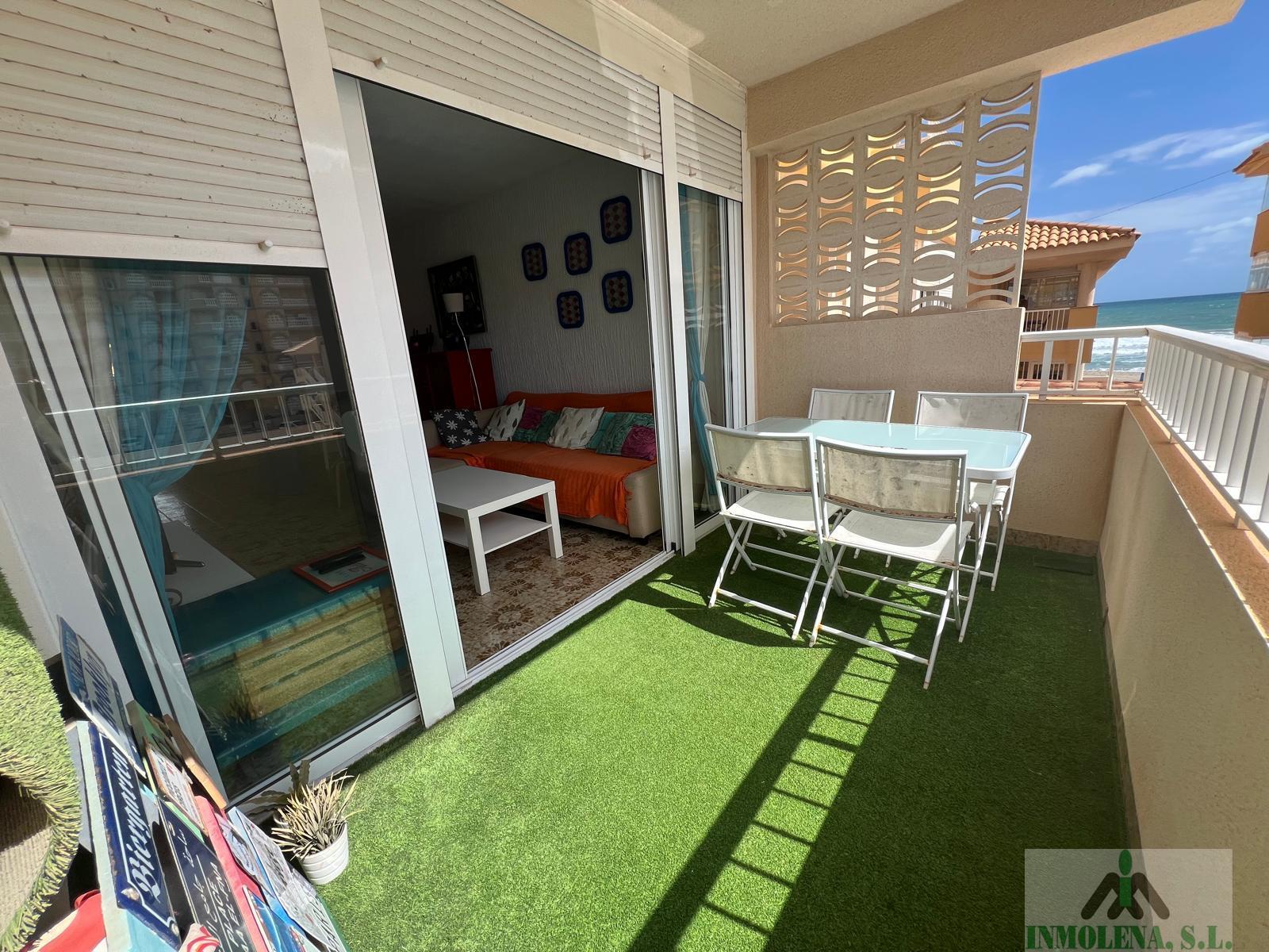 For sale of apartment in La Manga del Mar Menor