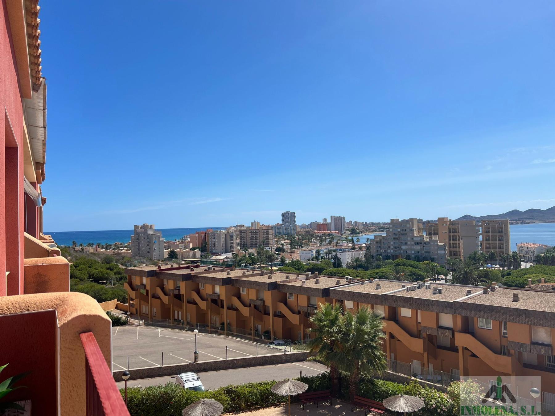 For sale of flat in La Manga del Mar Menor