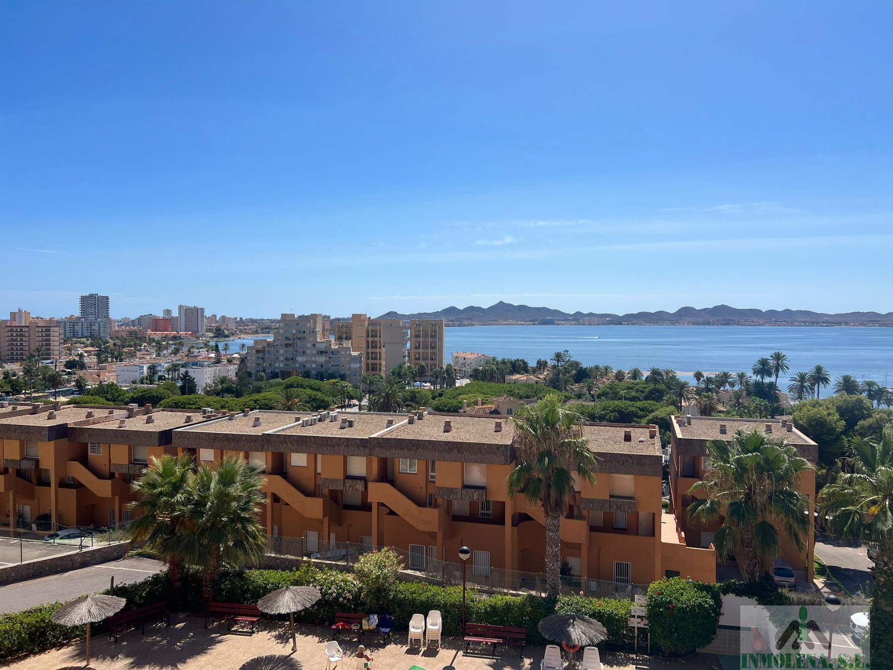 For sale of flat in La Manga del Mar Menor
