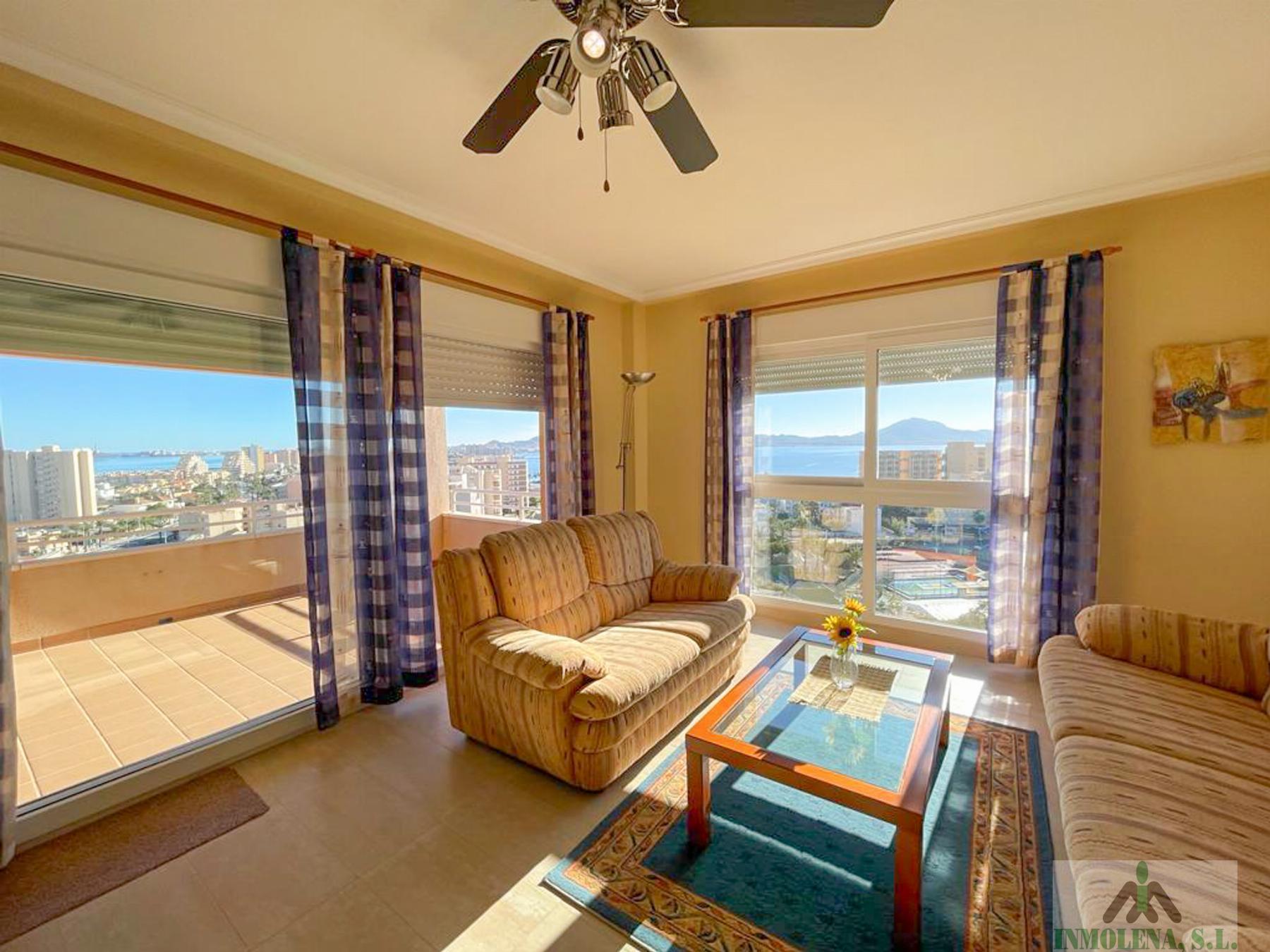 For sale of flat in La Manga del Mar Menor