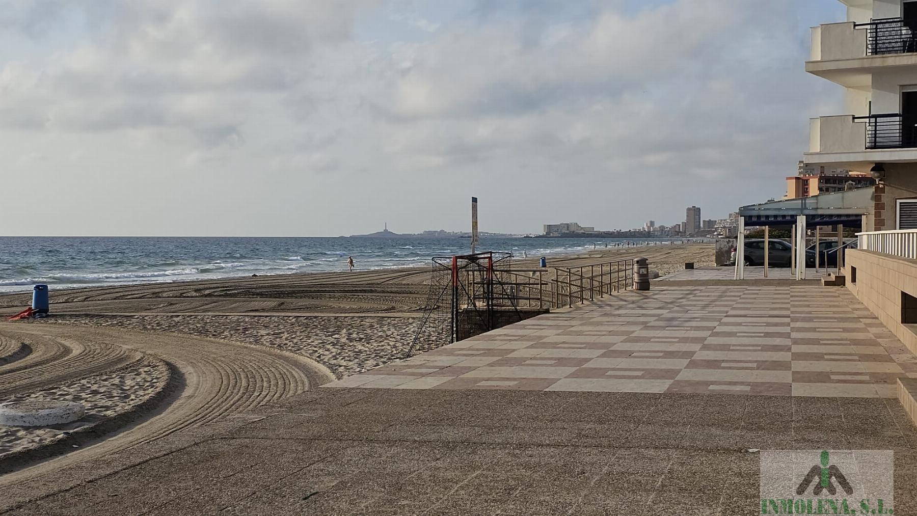 For sale of apartment in La Manga del Mar Menor