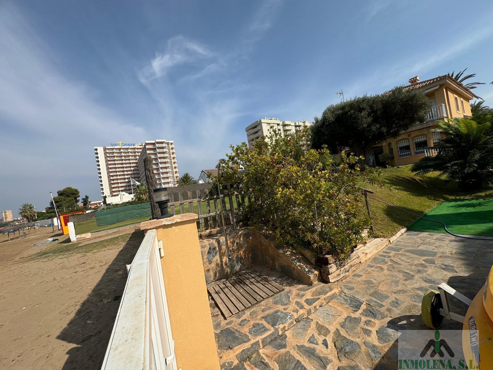 For sale of house in La Manga del Mar Menor