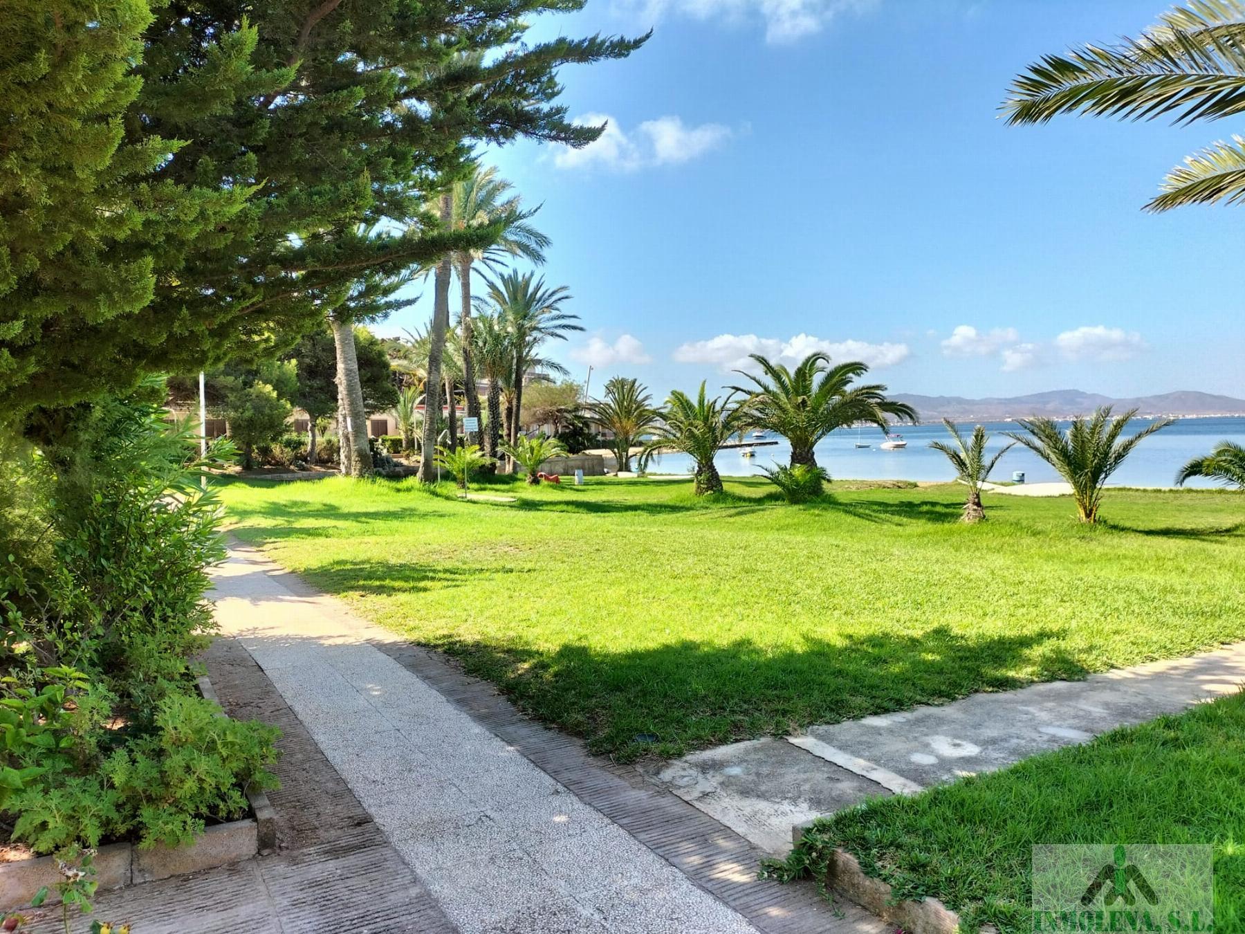 For sale of ground floor in La Manga del Mar Menor
