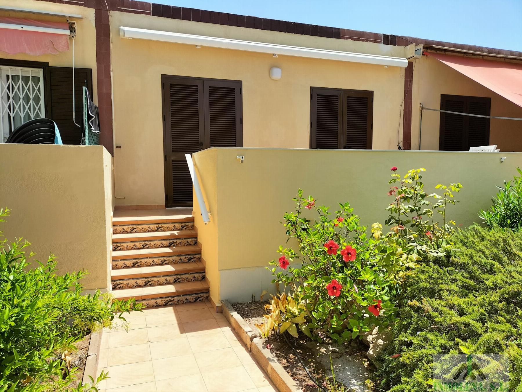 For sale of ground floor in La Manga del Mar Menor