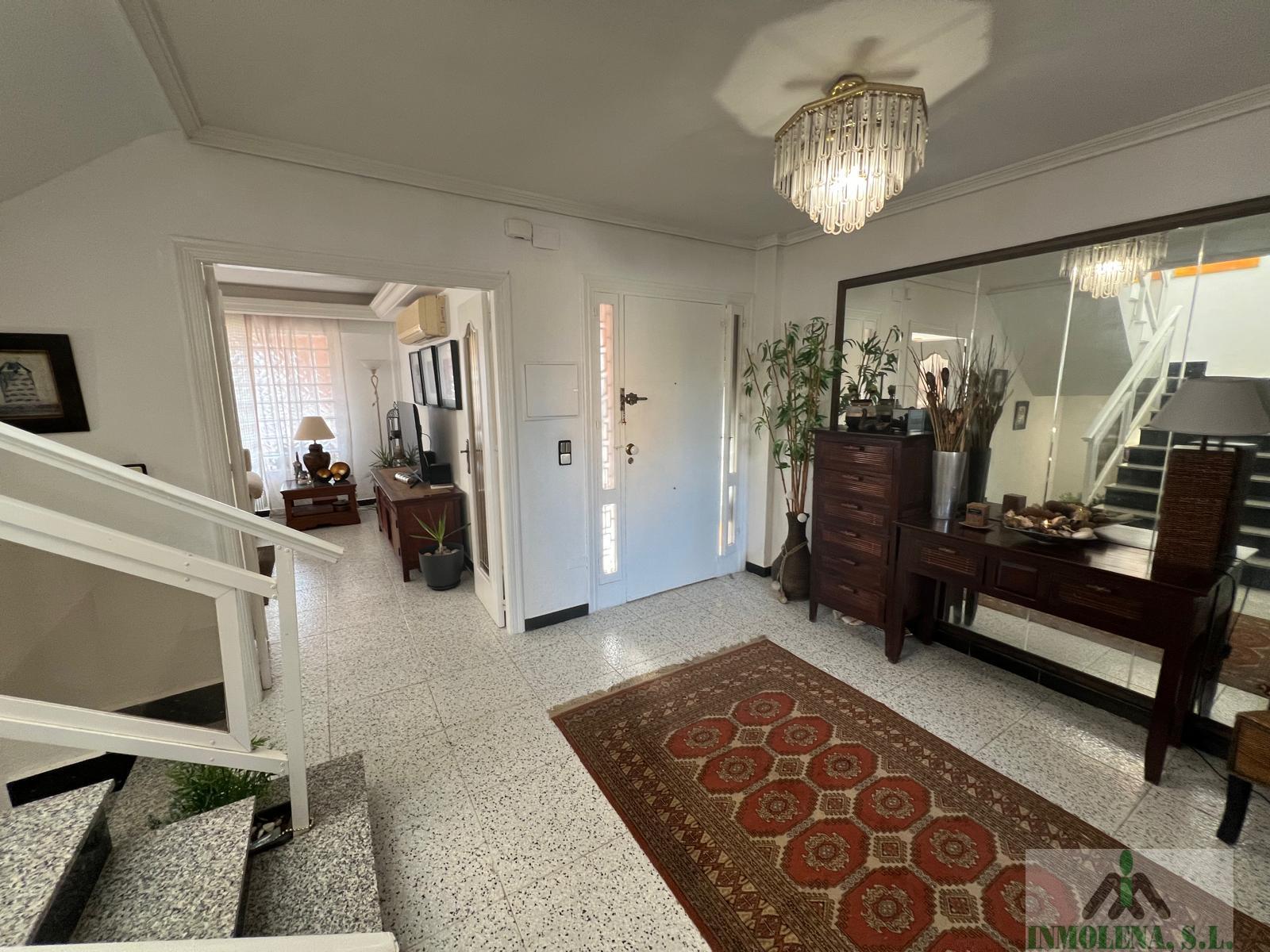 For sale of chalet in La Manga del Mar Menor