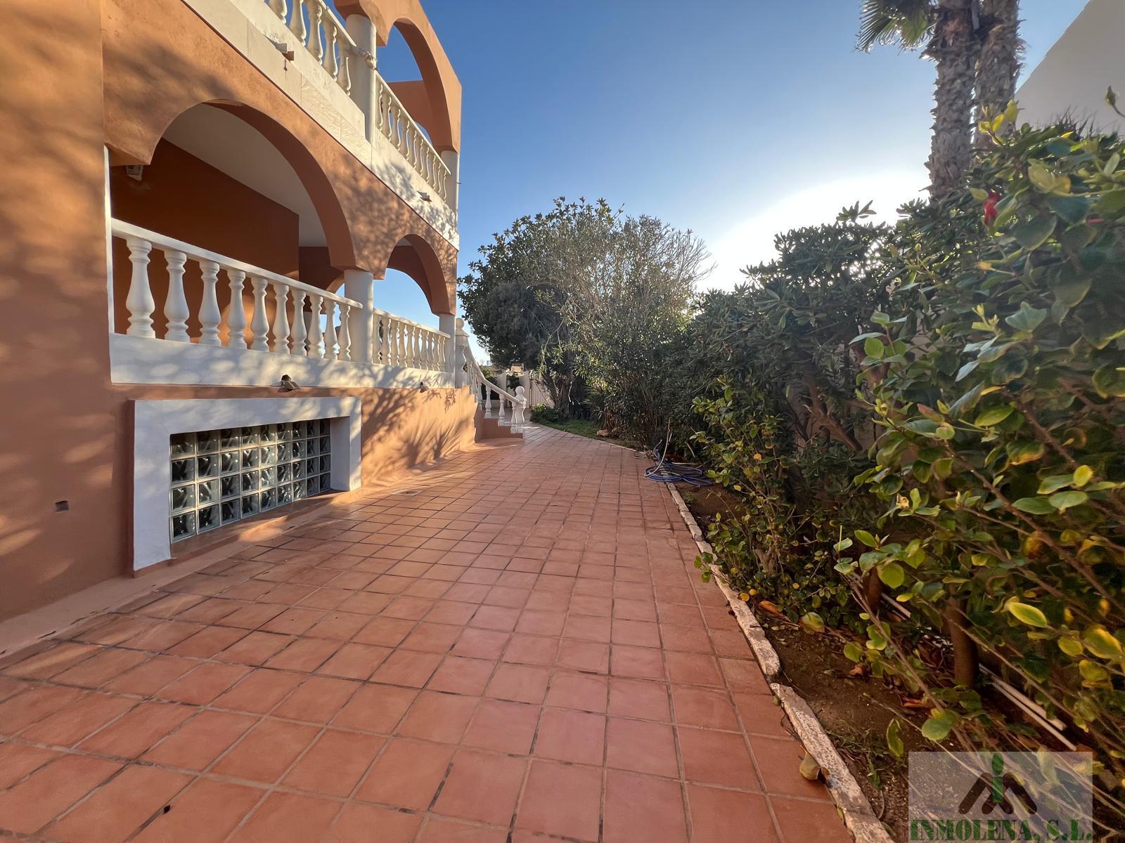 For sale of chalet in La Manga del Mar Menor