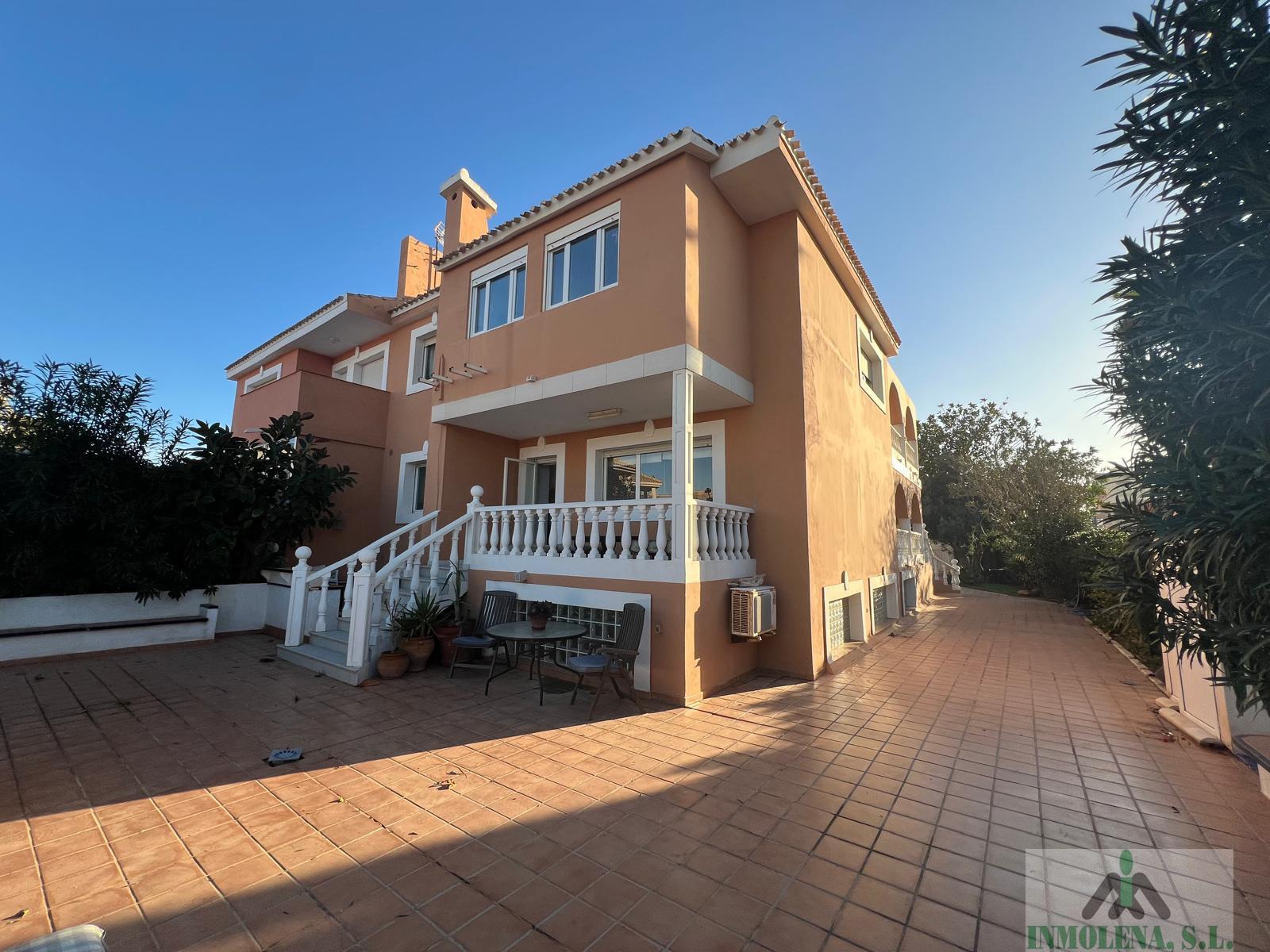 For sale of chalet in La Manga del Mar Menor