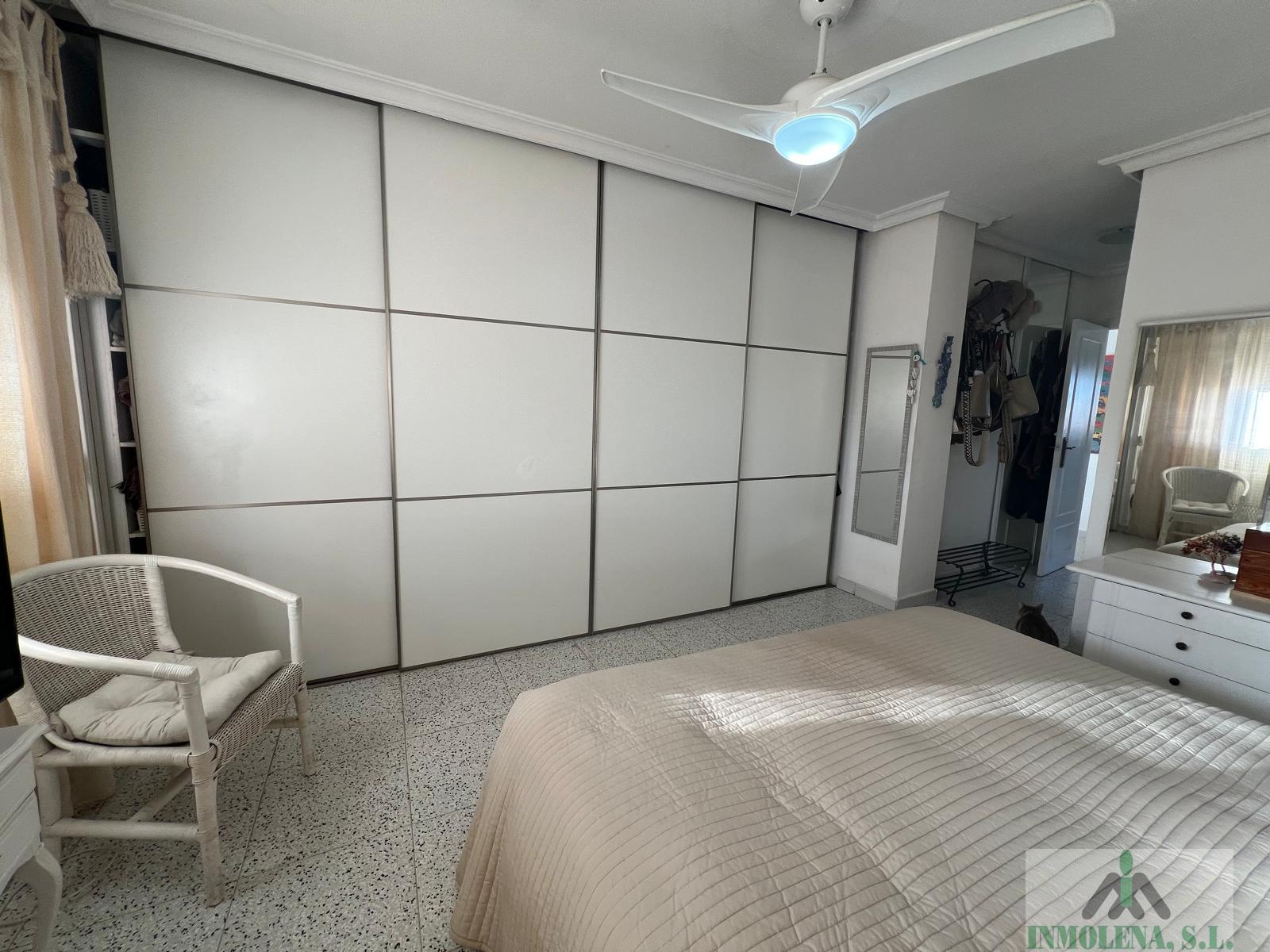For sale of chalet in La Manga del Mar Menor