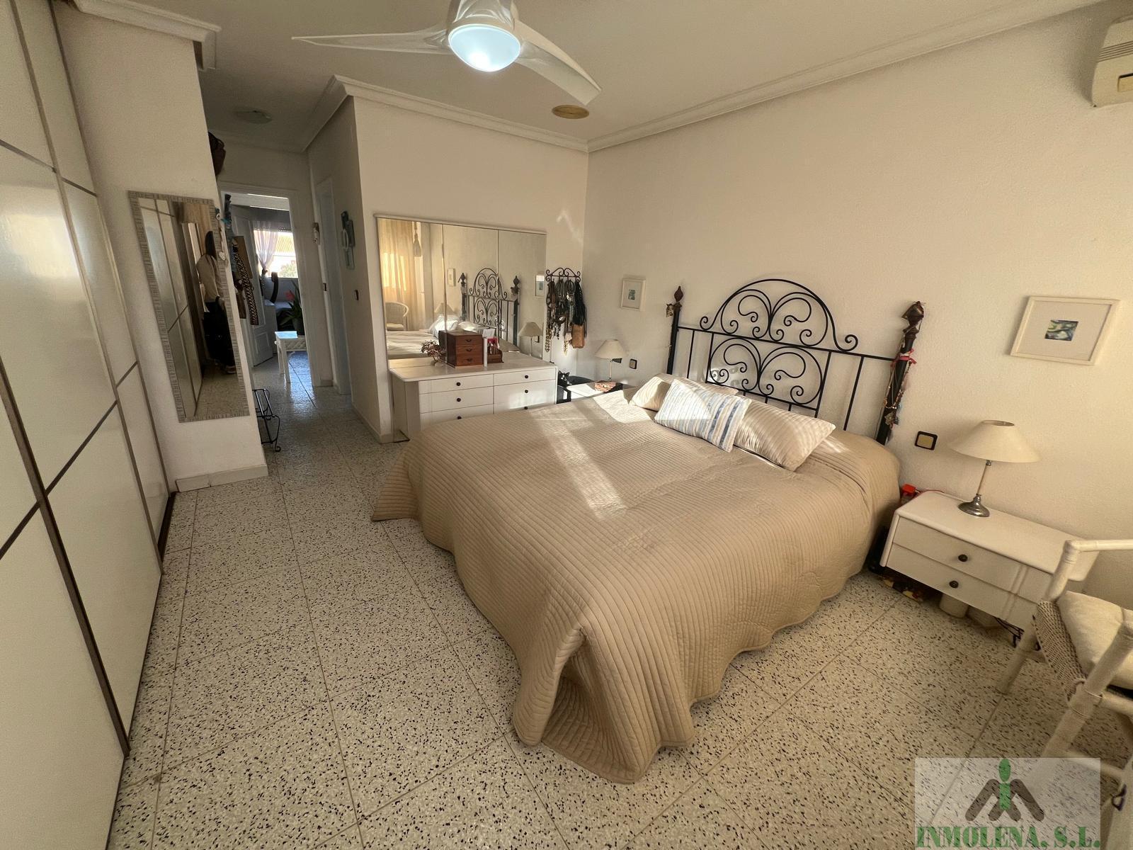 For sale of chalet in La Manga del Mar Menor