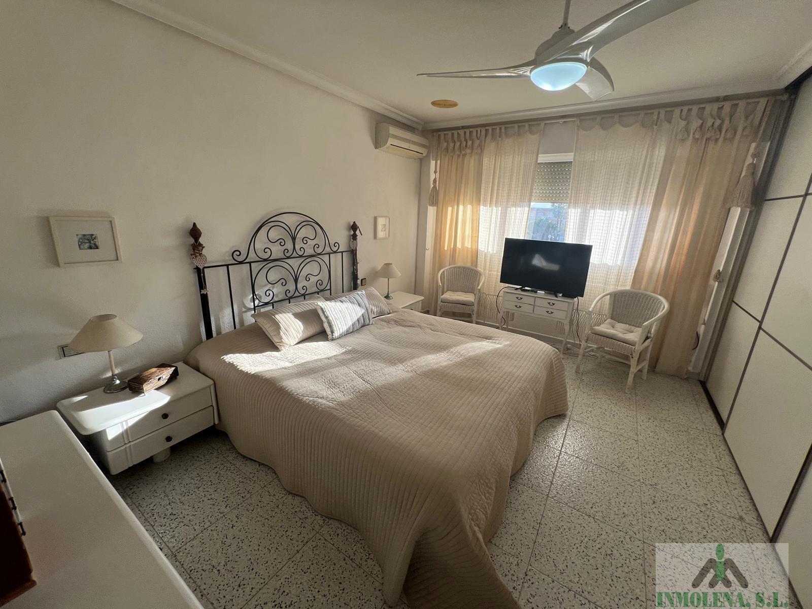 For sale of chalet in La Manga del Mar Menor