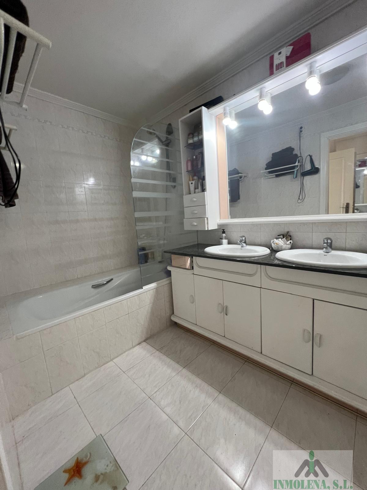 For sale of chalet in La Manga del Mar Menor