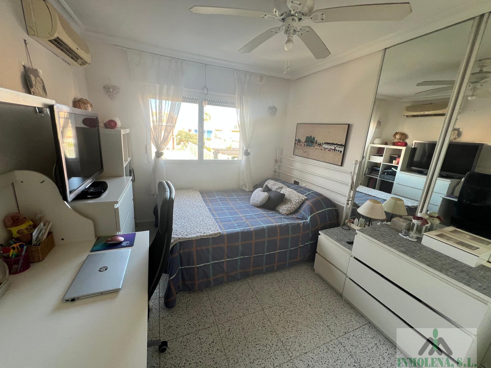 For sale of chalet in La Manga del Mar Menor
