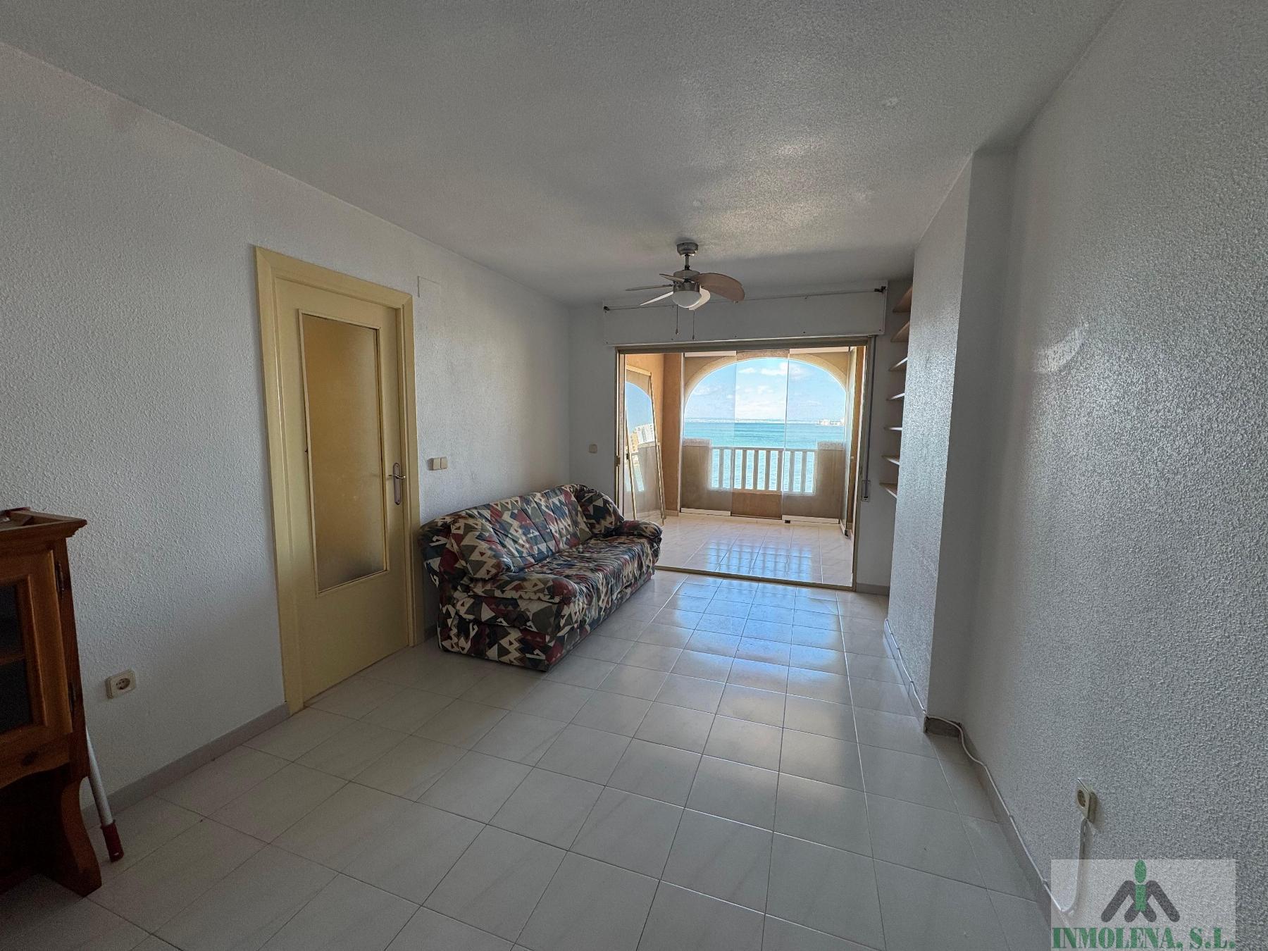 For sale of flat in La Manga del Mar Menor