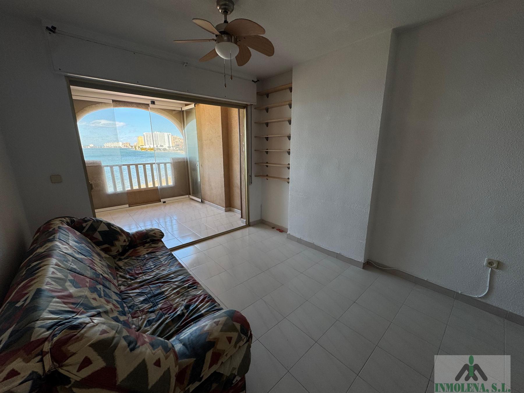 For sale of flat in La Manga del Mar Menor