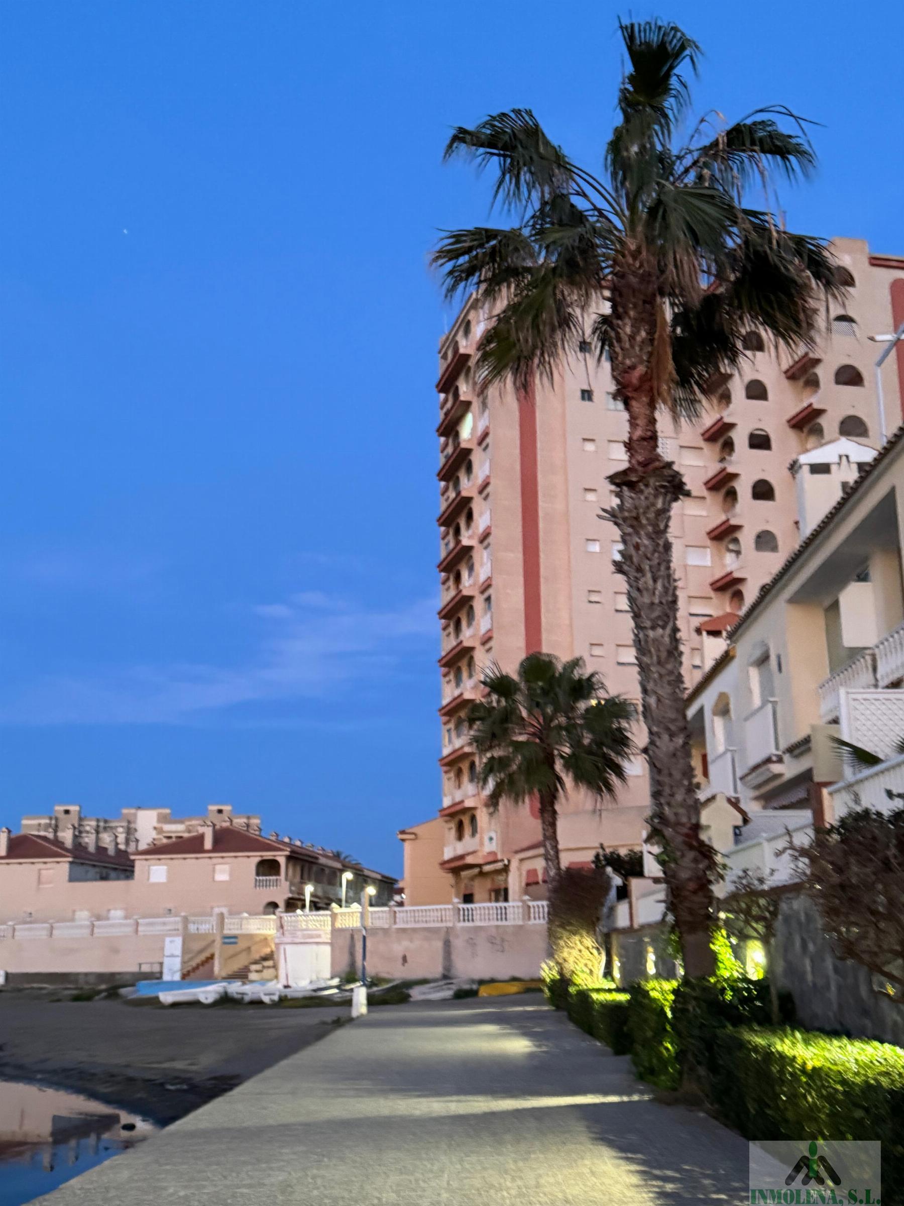 For sale of flat in La Manga del Mar Menor