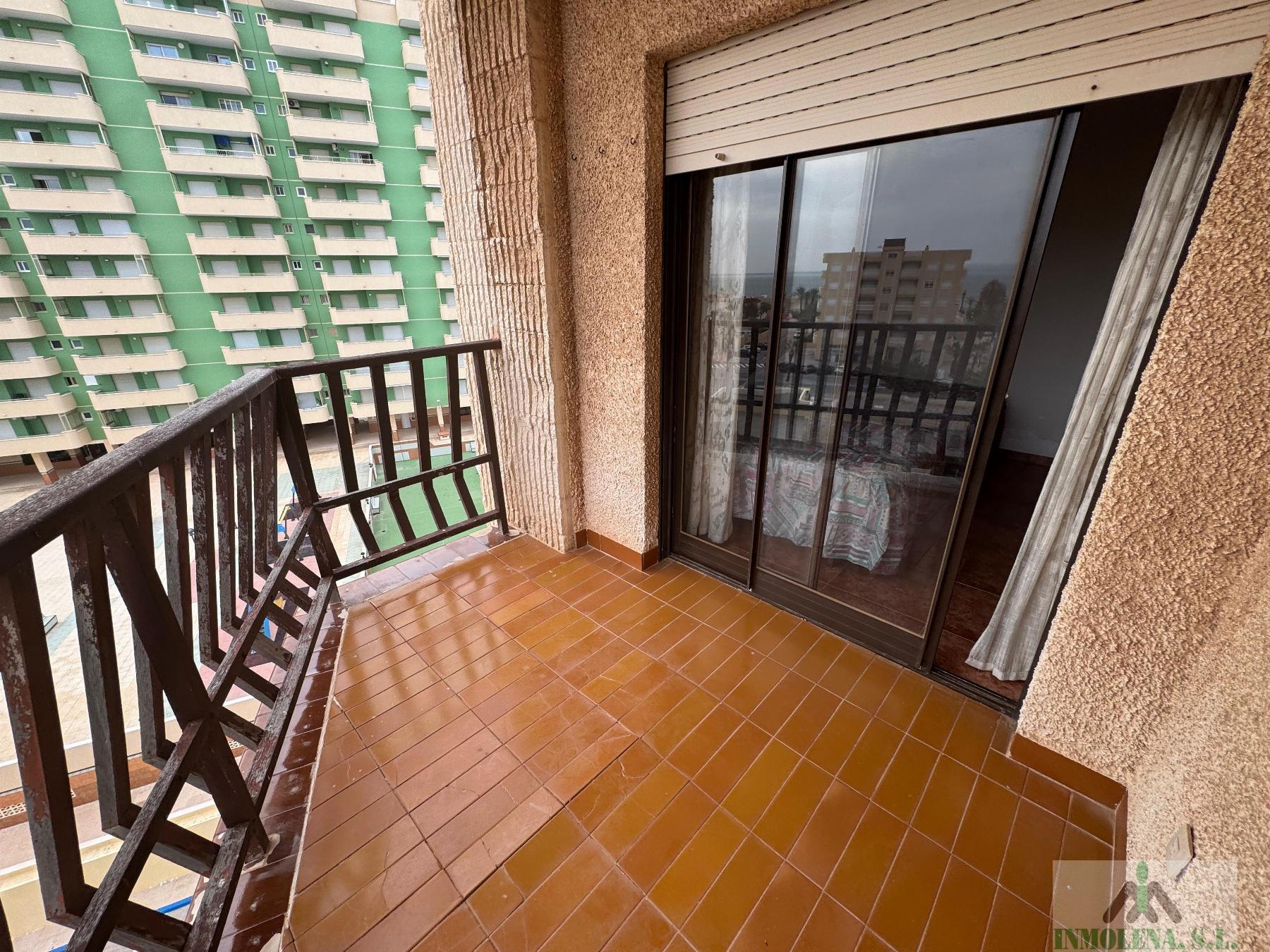 For sale of apartment in La Manga del Mar Menor