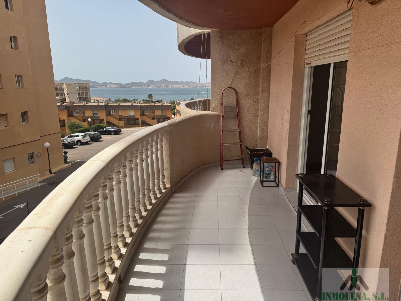 For sale of apartment in La Manga del Mar Menor