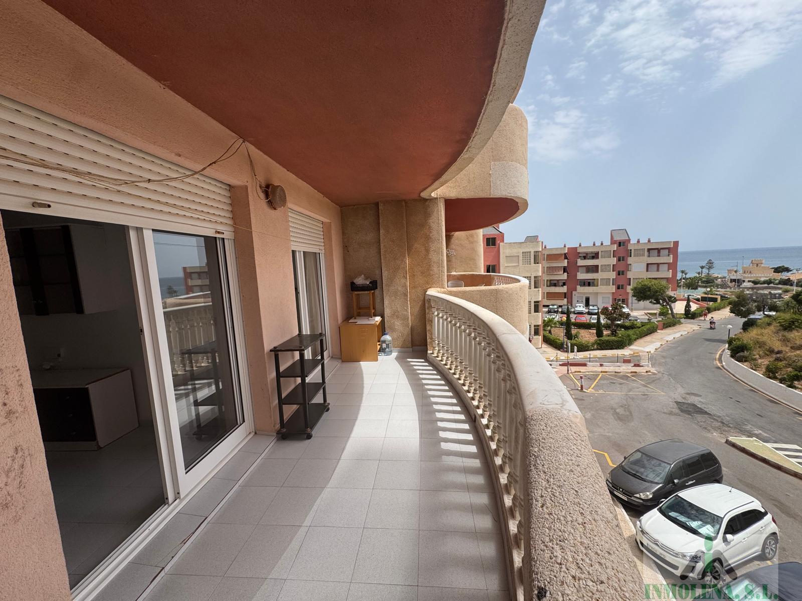 For sale of apartment in La Manga del Mar Menor