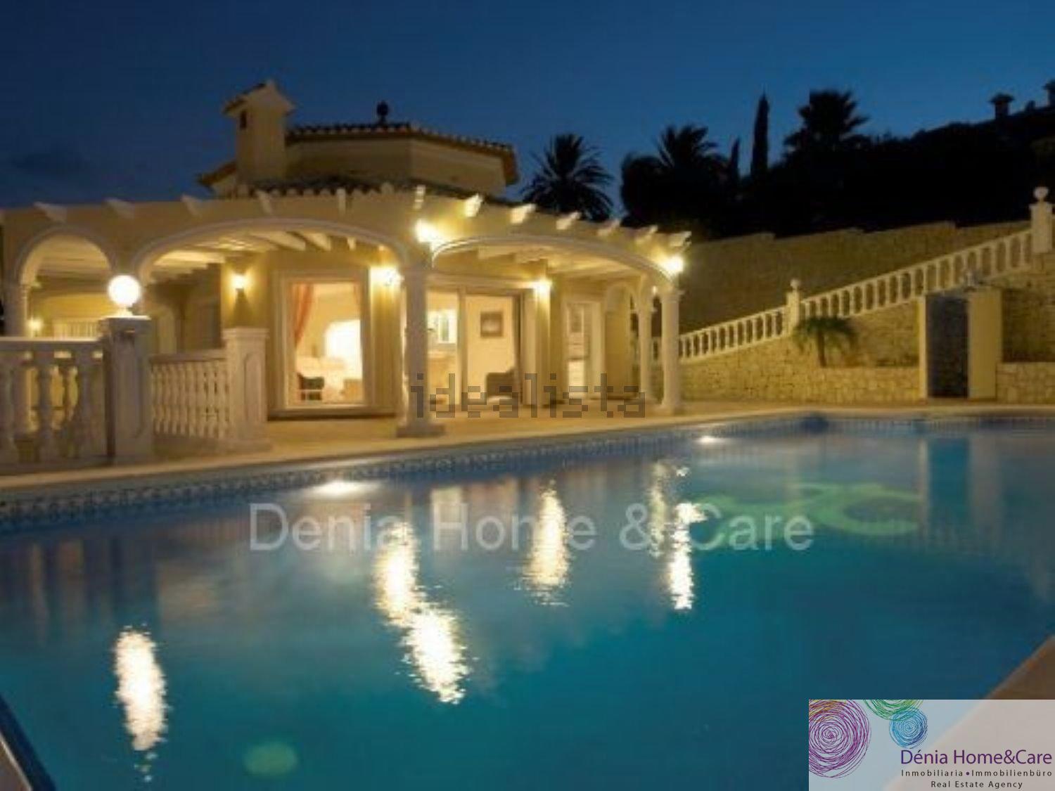For sale of chalet in Dénia