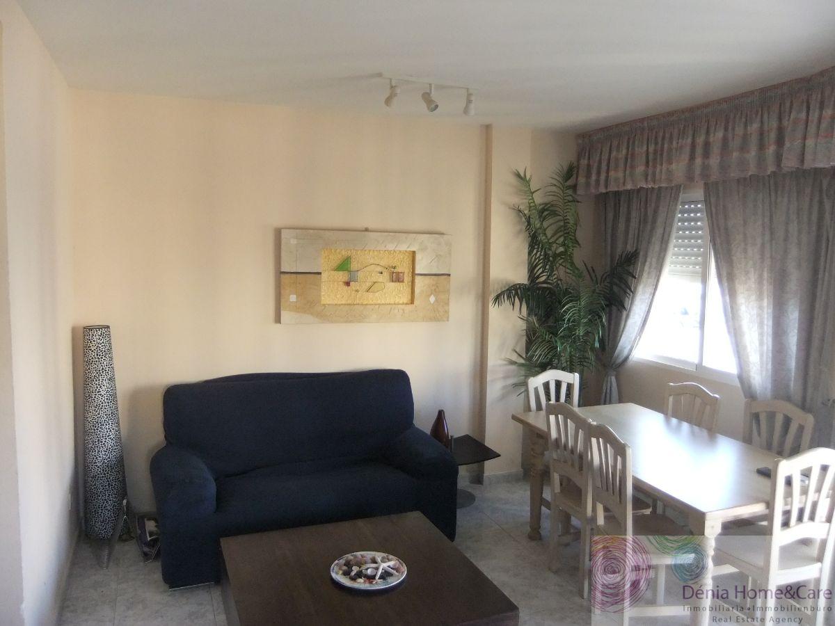 For sale of apartment in Dénia