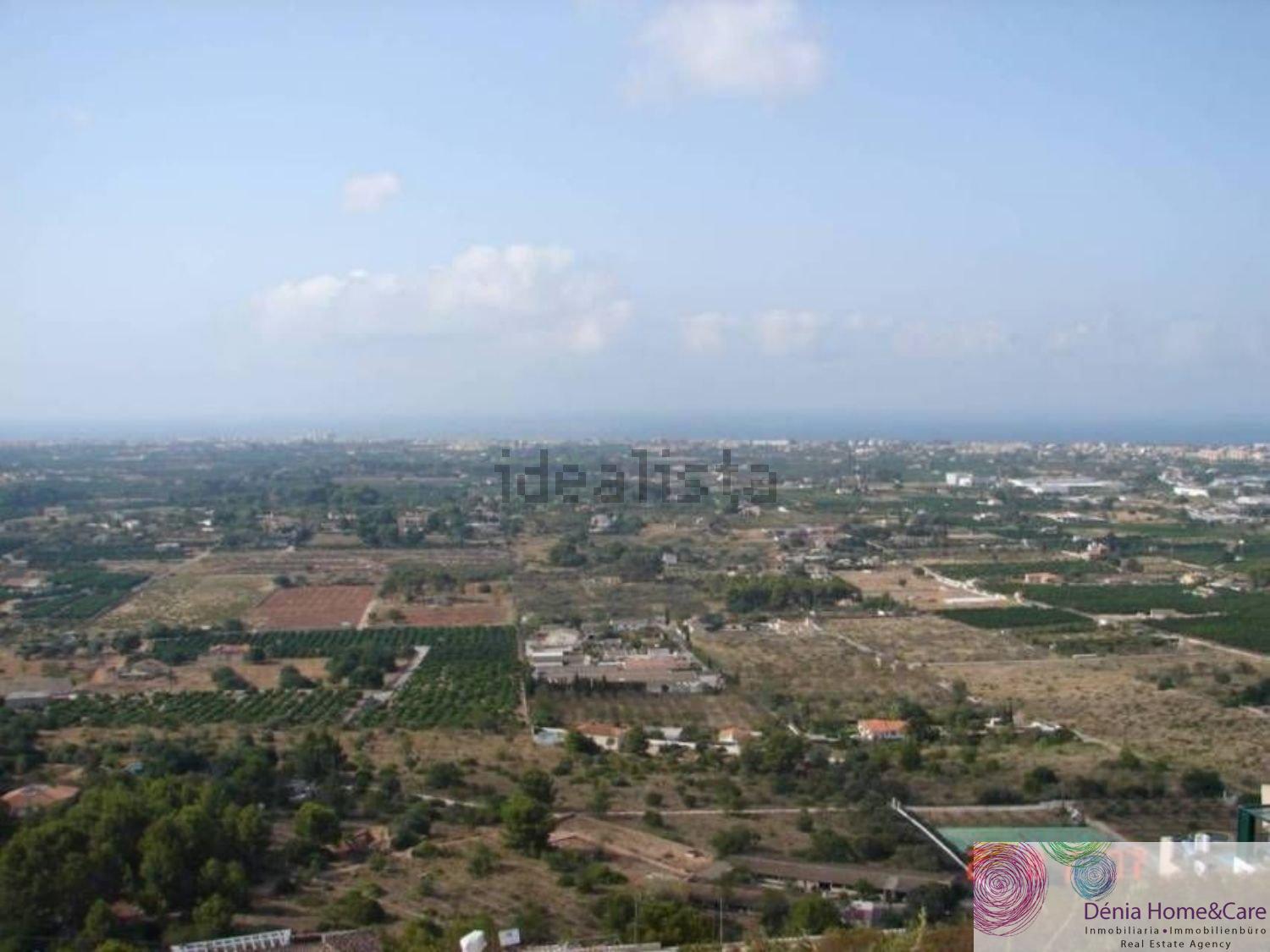 For sale of land in Dénia