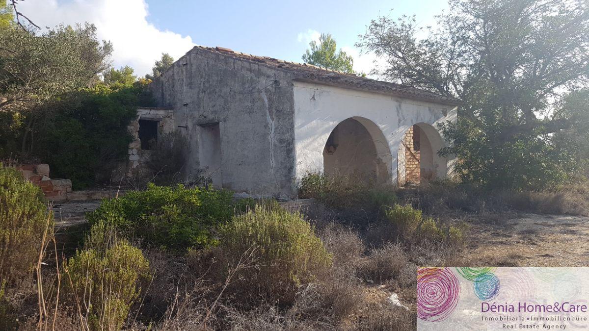 Venta de finca rústica en Senija