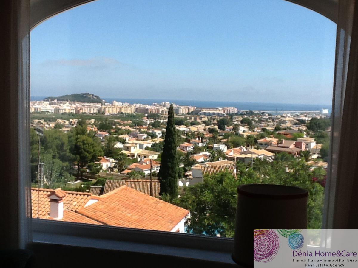 For sale of villa in Dénia