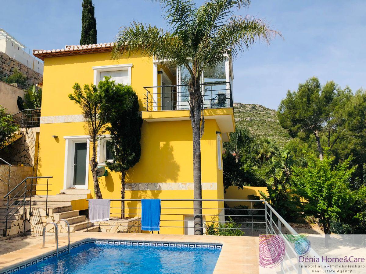 Venta de villa en Dénia