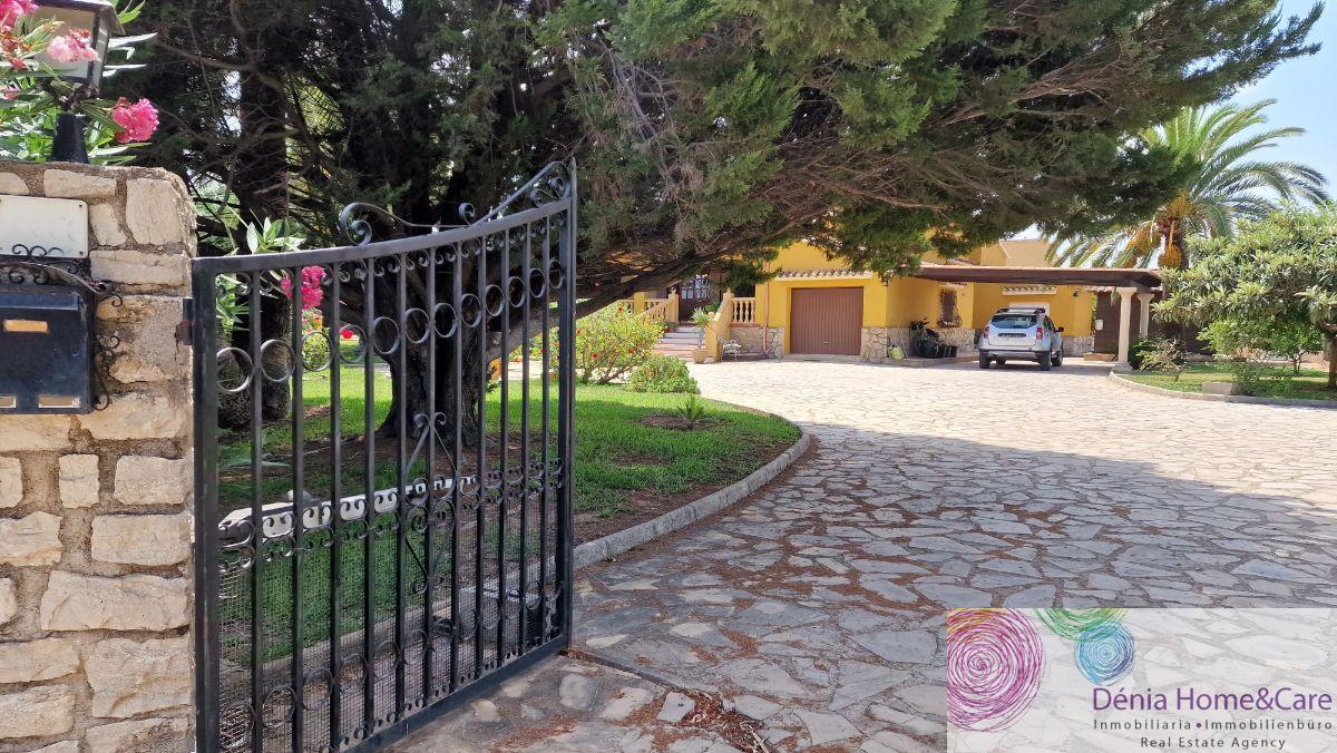 Venta de finca rústica en Ondara