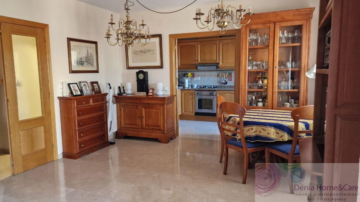 For sale of flat in Dénia