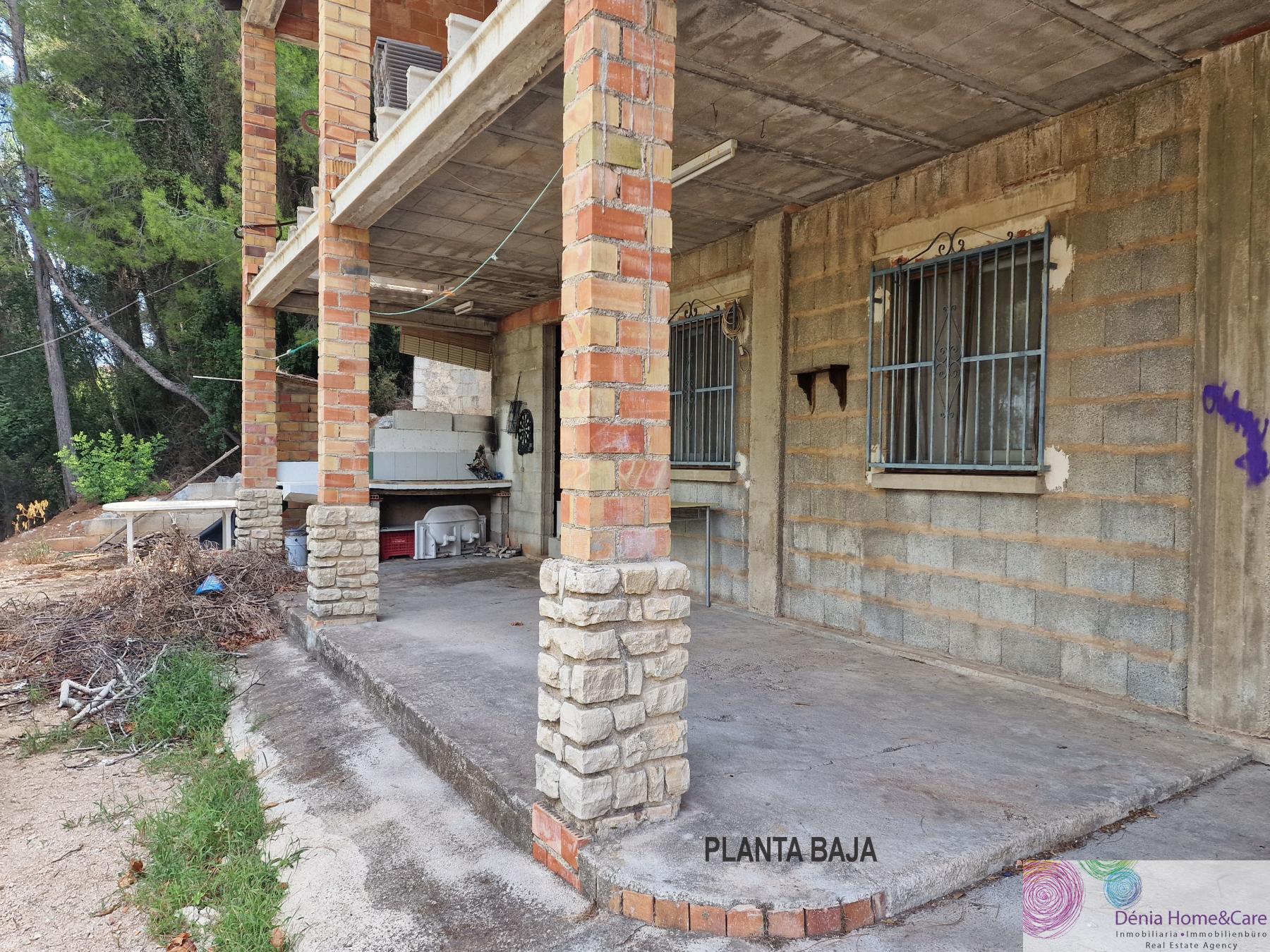 Venta de finca rústica en Pego