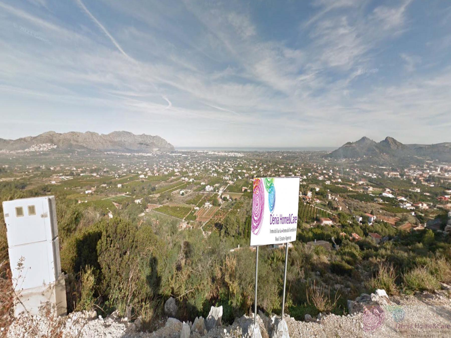 For sale of land in Pedreguer