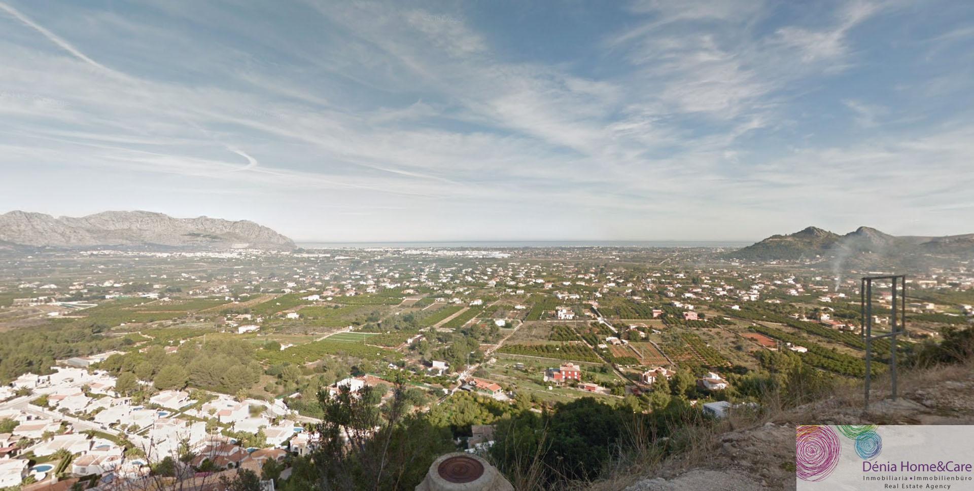For sale of land in Pedreguer