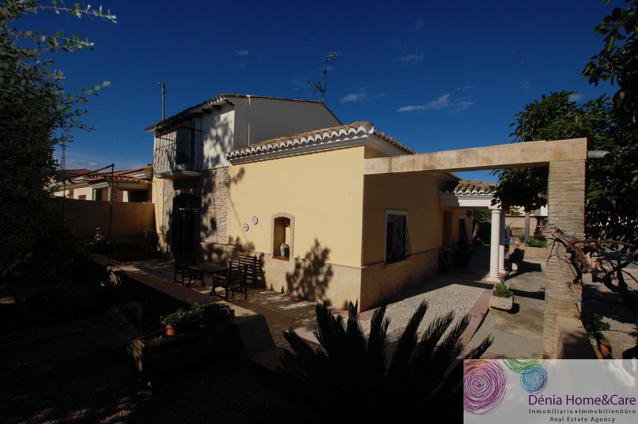 Venta de chalet en Oliva