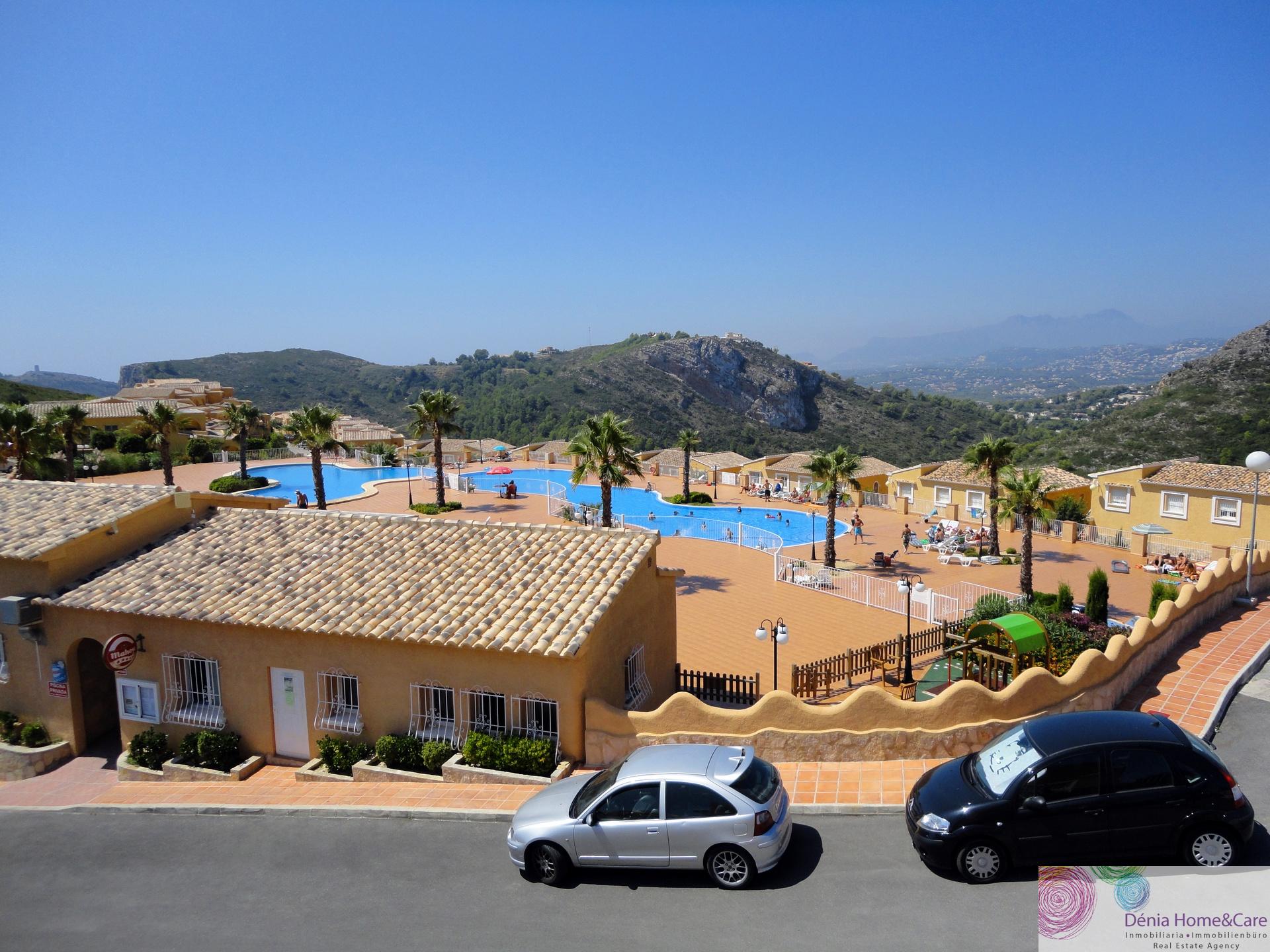 For sale of apartment in Cumbre del Sol