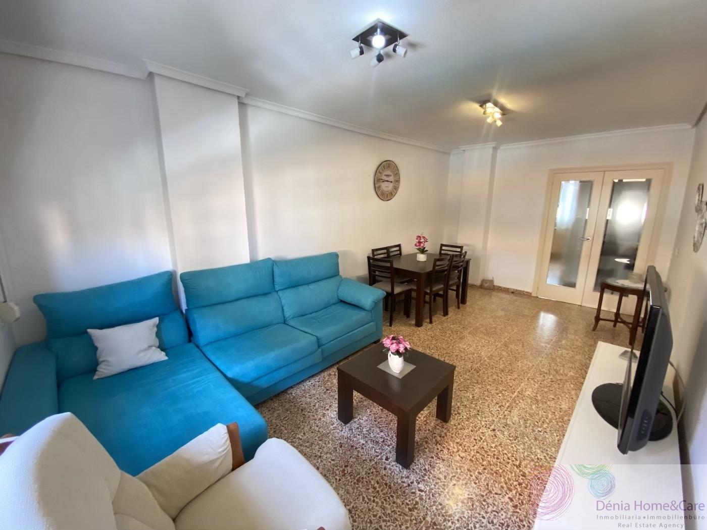 For sale of apartment in Dénia