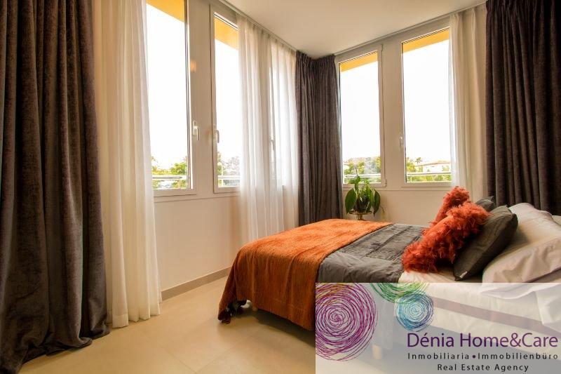 For sale of duplex in Dénia