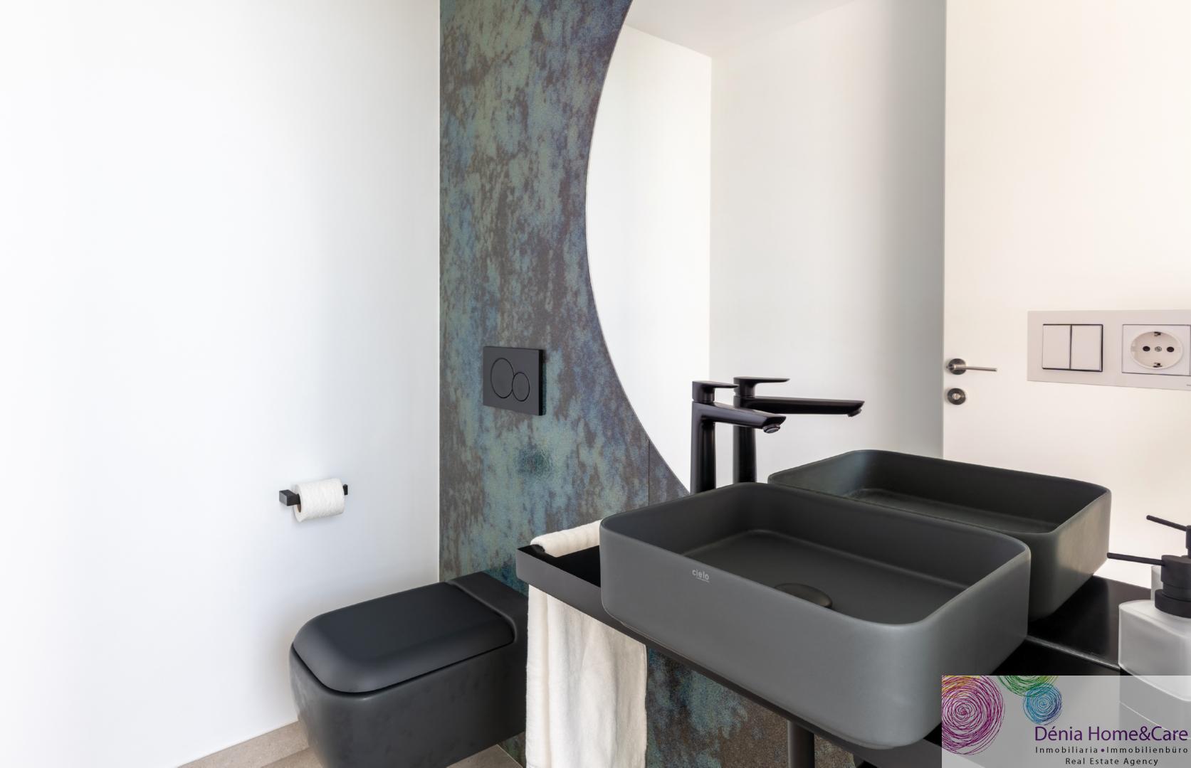 For sale of villa in Altea