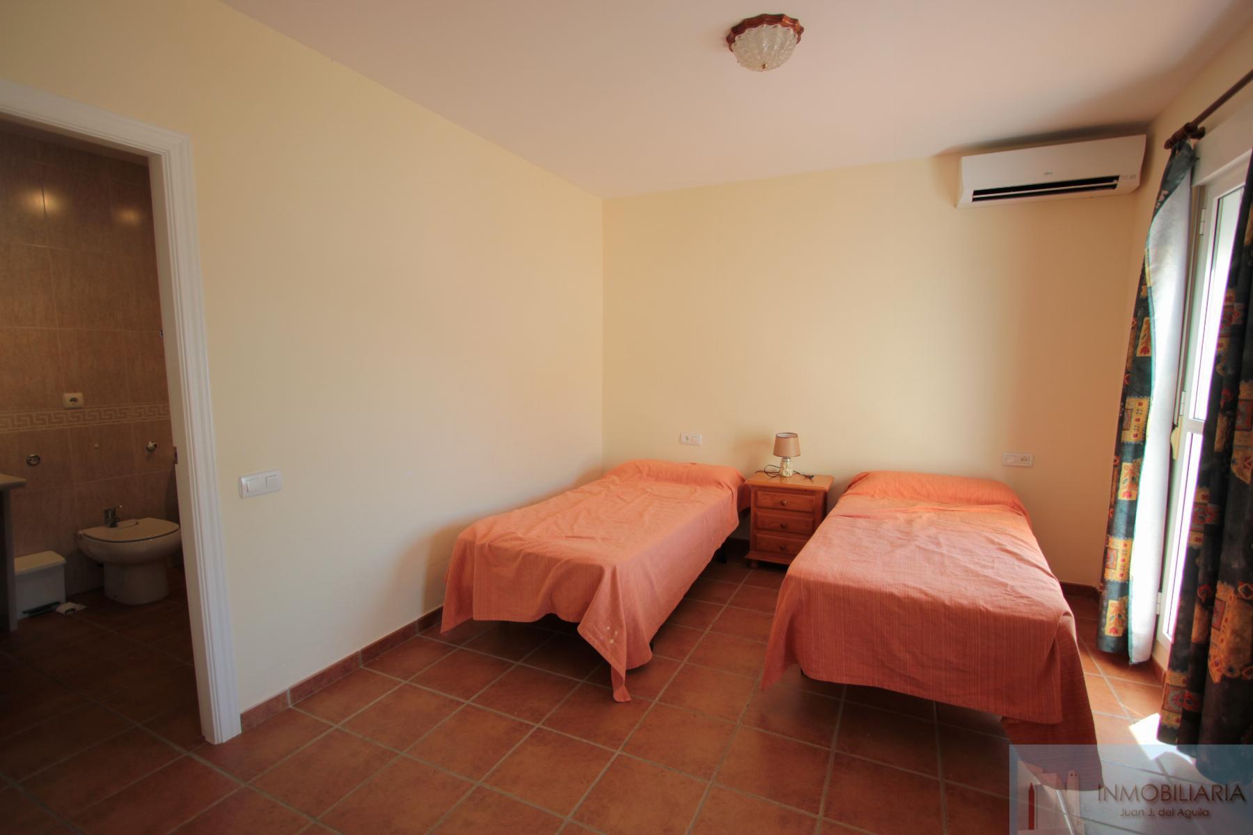 Venta de chalet en San José