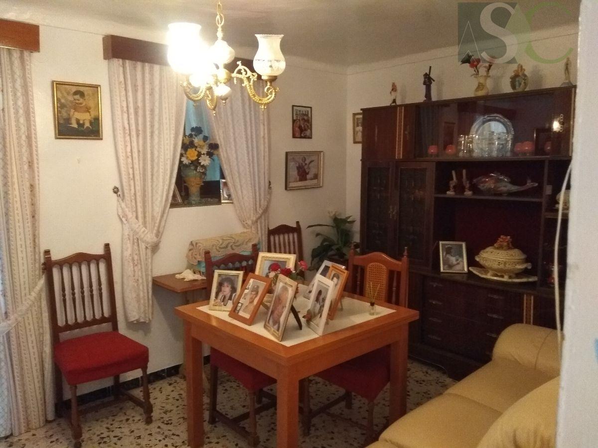 Venta de casa en Teba