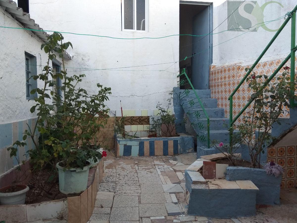 For sale of house in Teba